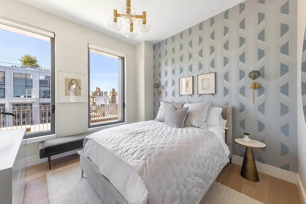 540 6th Avenue - Photo 15