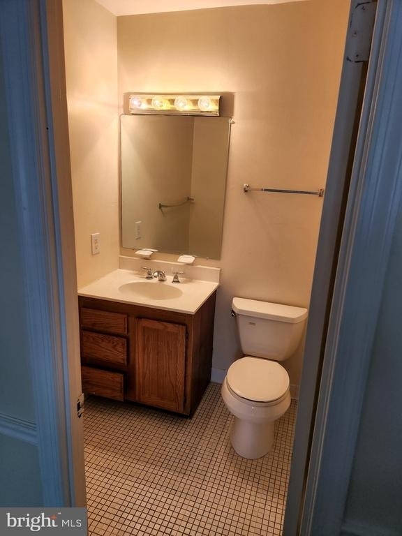 214 Castleton Terrace - Photo 14