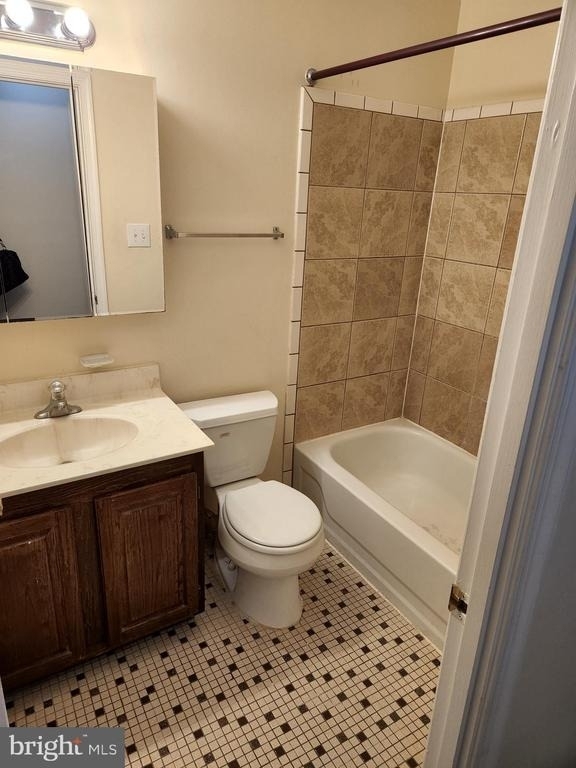 214 Castleton Terrace - Photo 16