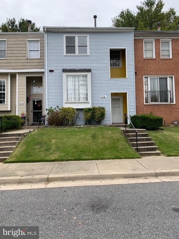 214 Castleton Terrace - Photo 0
