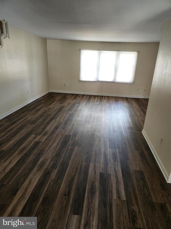 214 Castleton Terrace - Photo 11