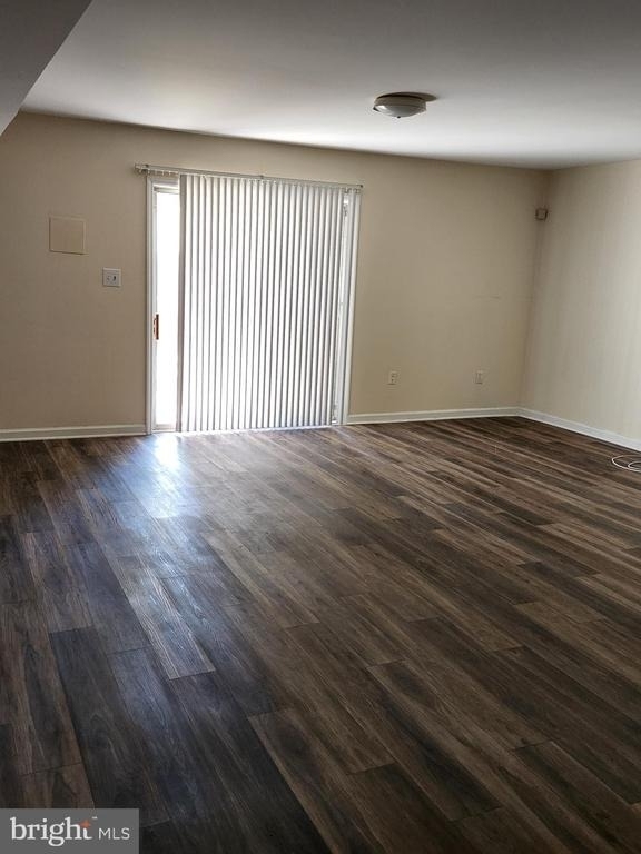 214 Castleton Terrace - Photo 7