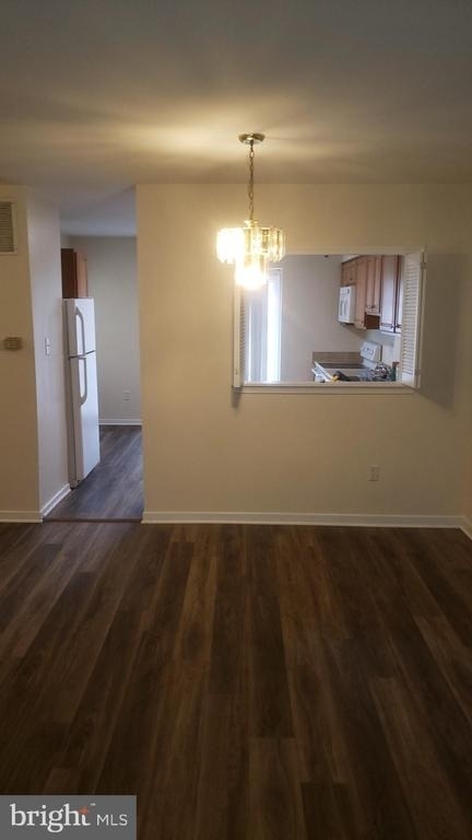214 Castleton Terrace - Photo 2
