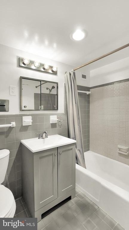 10500 Rockville Pike - Photo 13