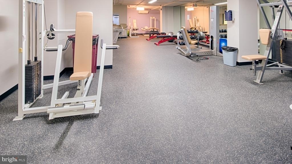 10500 Rockville Pike - Photo 25