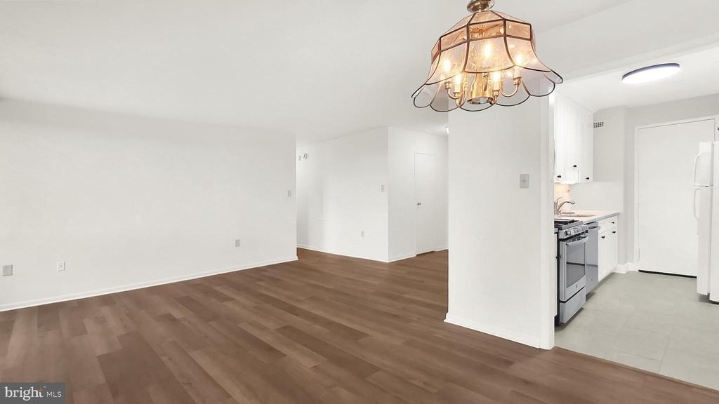 10500 Rockville Pike - Photo 9