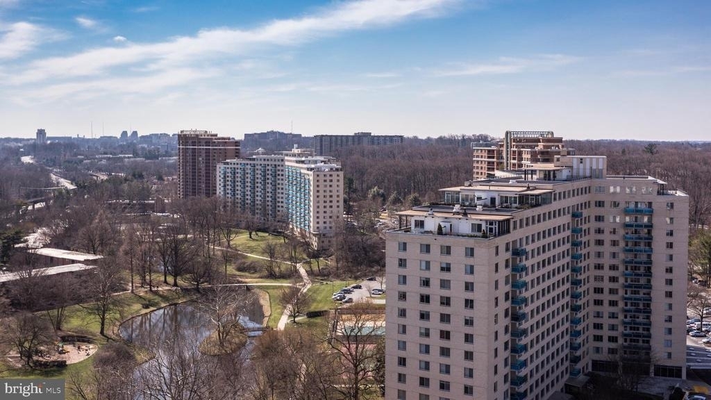 10500 Rockville Pike - Photo 22