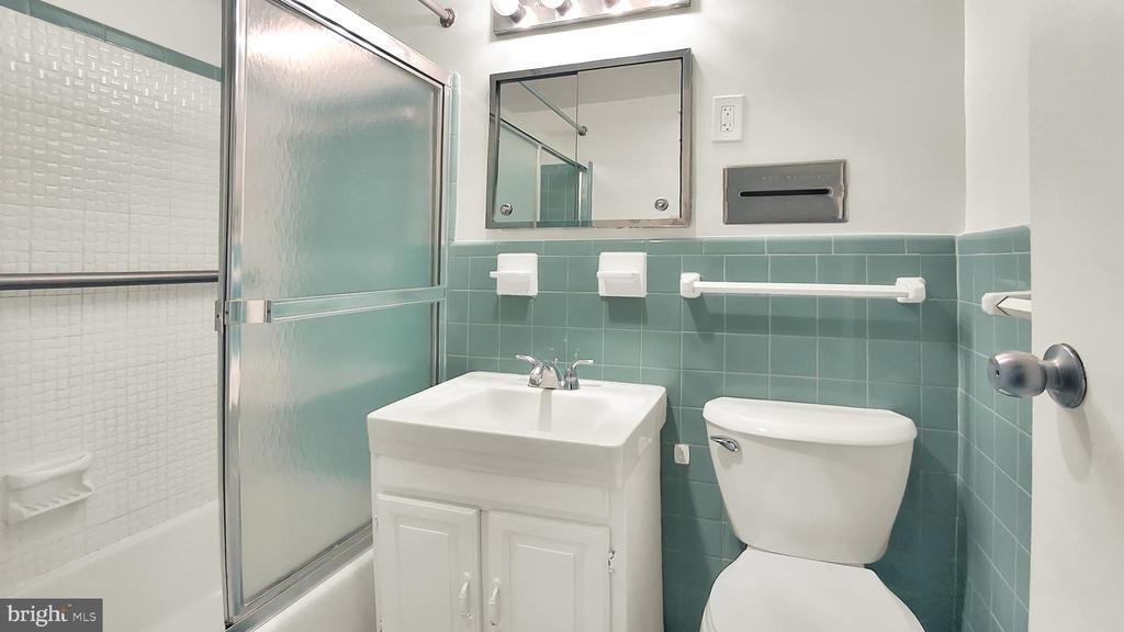 10500 Rockville Pike - Photo 18