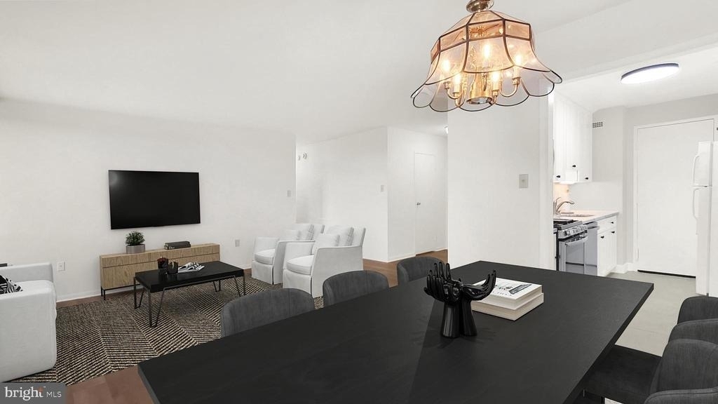 10500 Rockville Pike - Photo 2