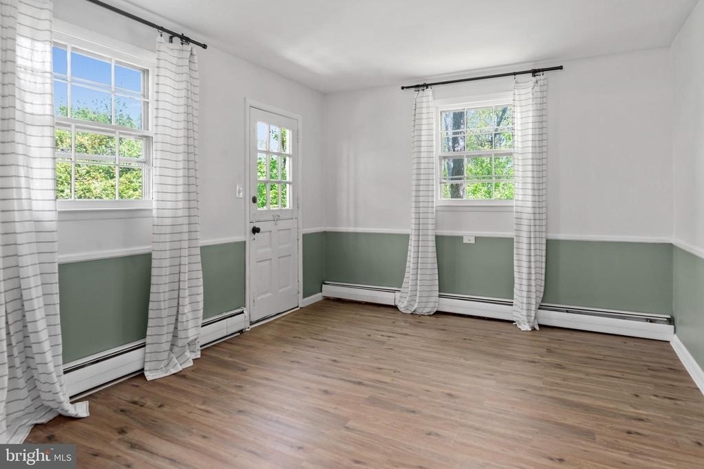 2305 Pickwick Road - Photo 6