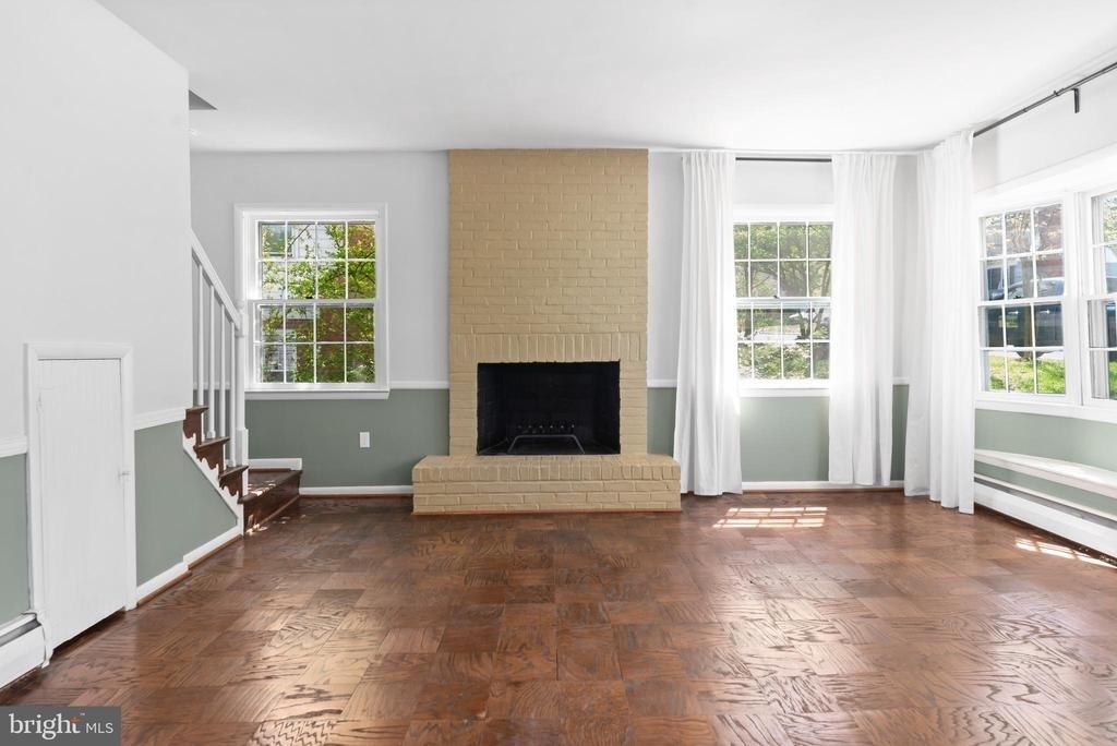 2305 Pickwick Road - Photo 2