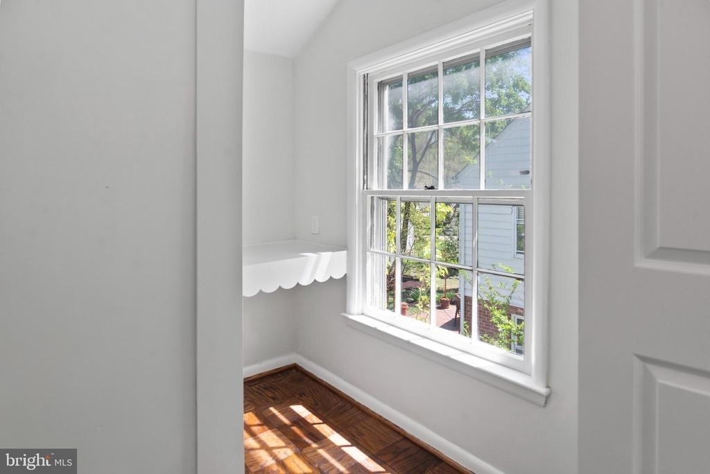 2305 Pickwick Road - Photo 11