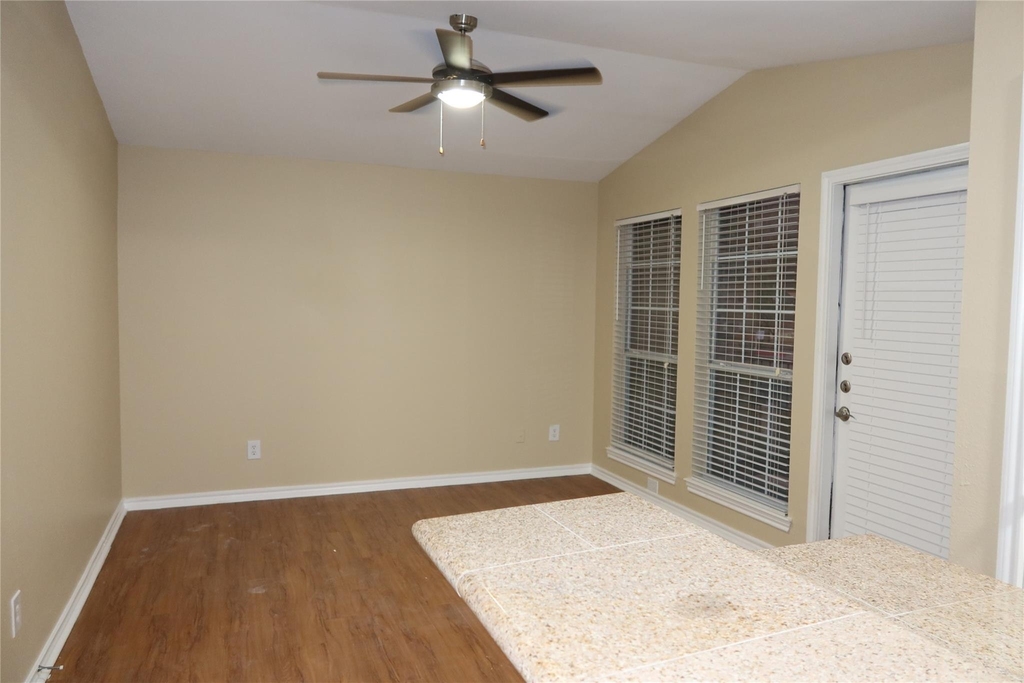 6804 N Capital Of Texas Highway - Photo 7