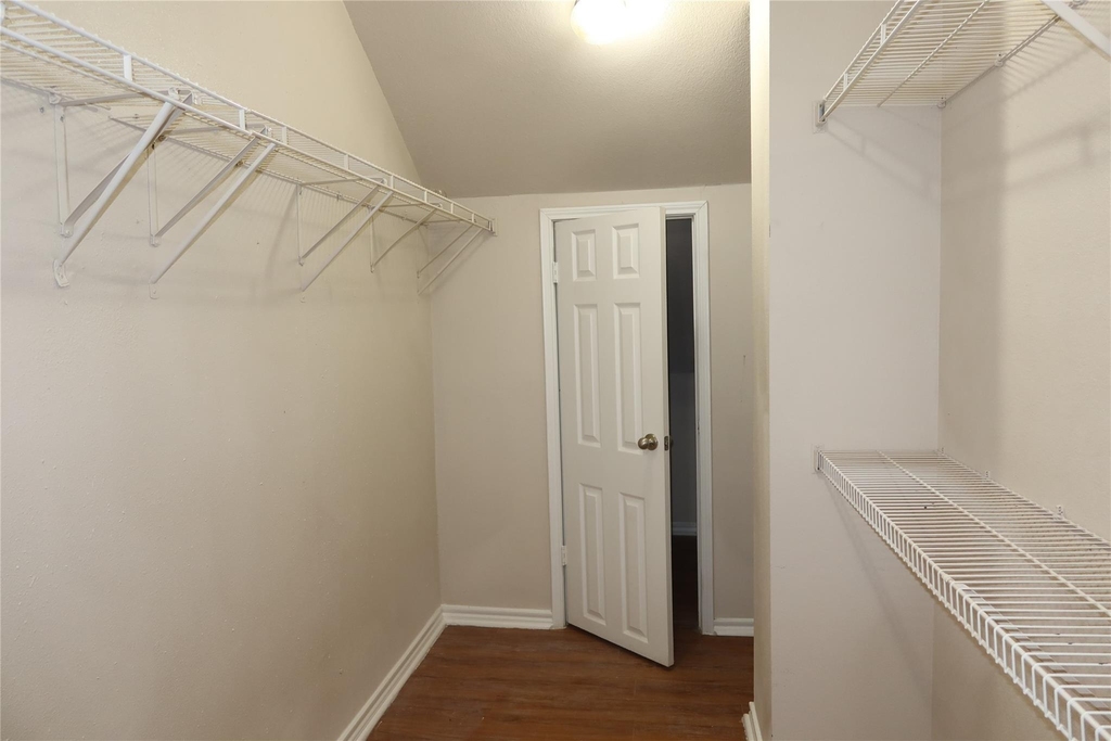 6804 N Capital Of Texas Highway - Photo 16