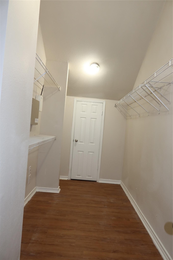 6804 N Capital Of Texas Highway - Photo 17