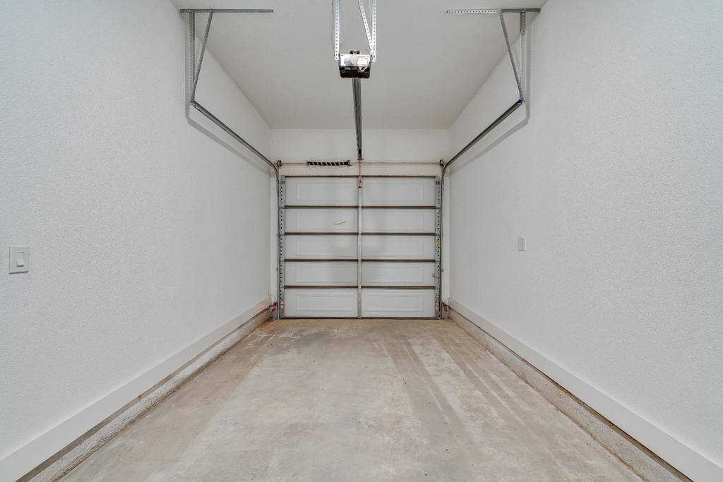1601-340 Mustang Drive - Photo 23