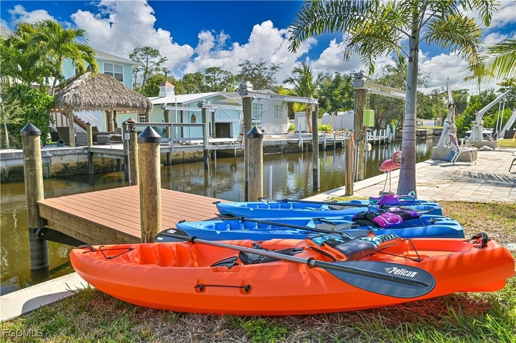 27570 Tarpon Way - Photo 9