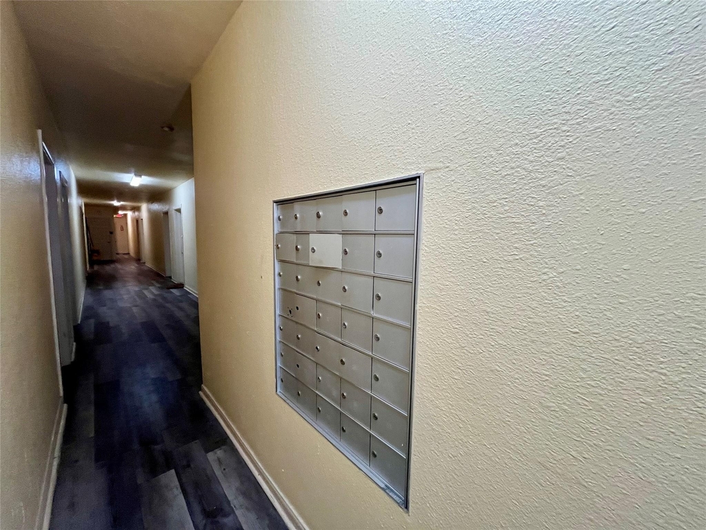 2705 Lorraine Street - Photo 16