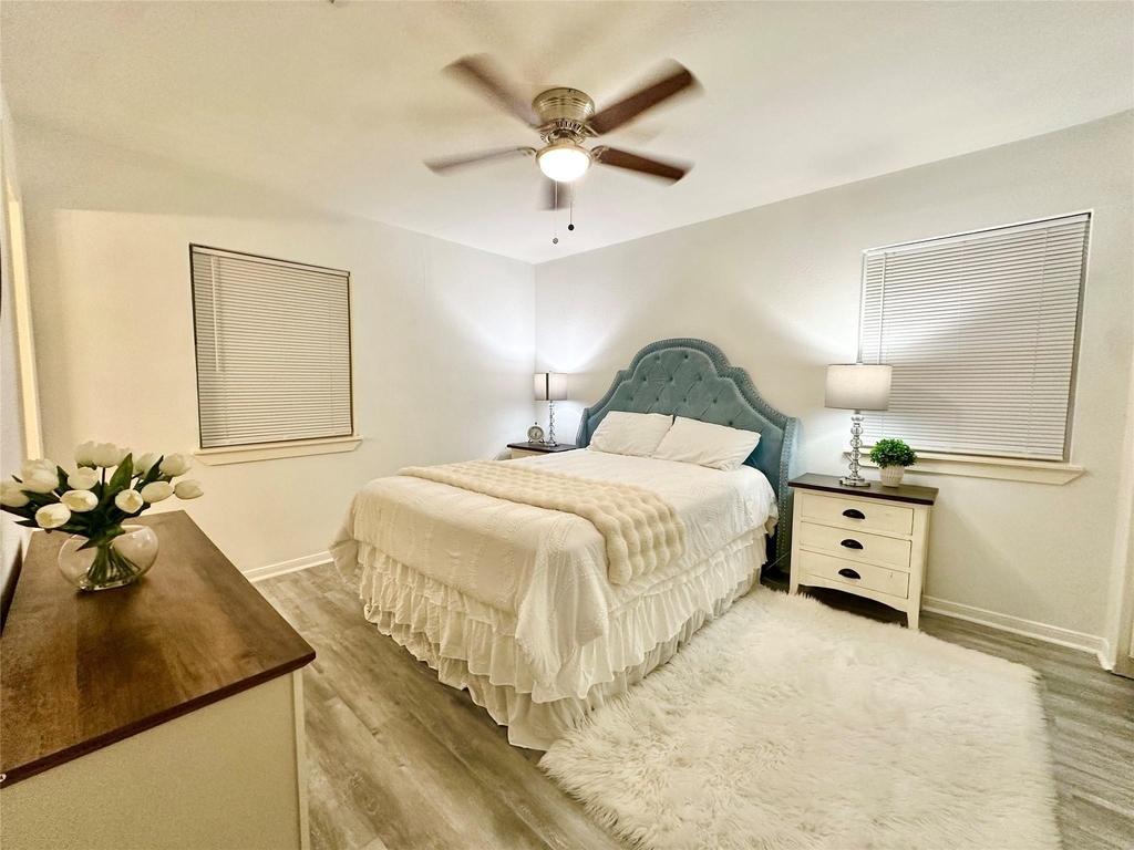 5346 Windswept Lane - Photo 15