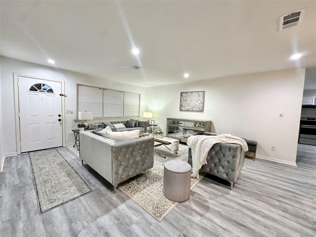 5346 Windswept Lane - Photo 3