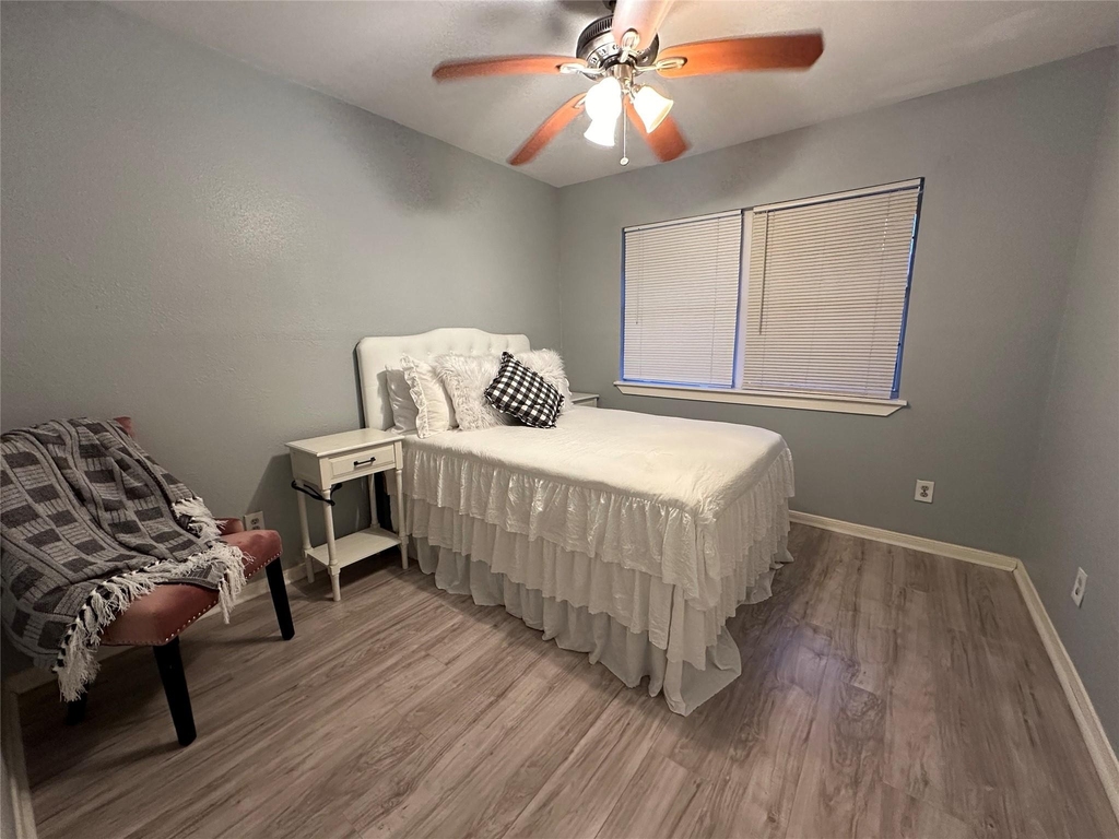 5346 Windswept Lane - Photo 8