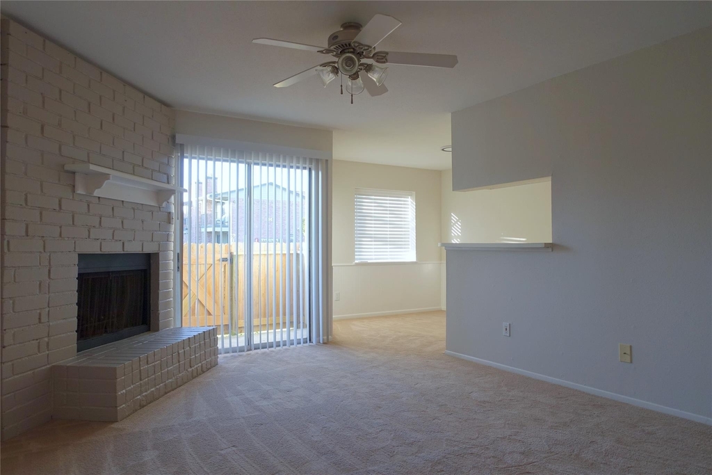 18800 Egret Bay Boulevard - Photo 3