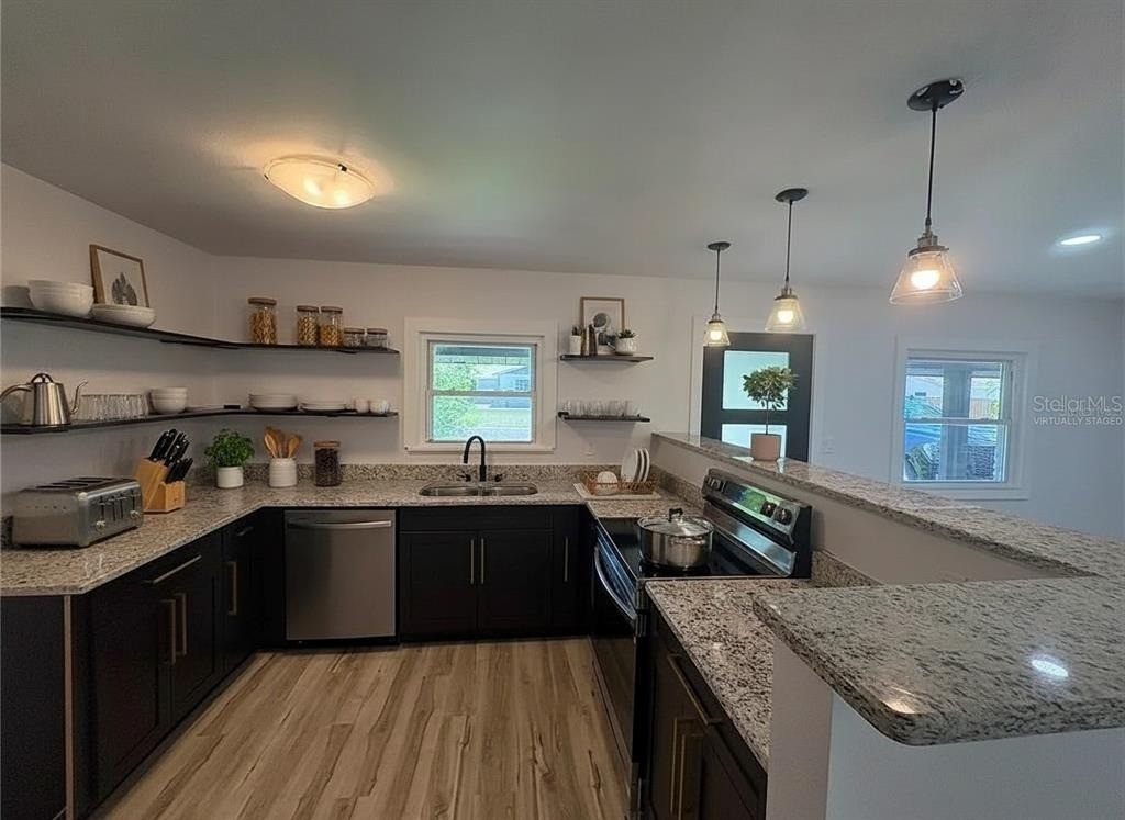 8609 Driftwood Drive - Photo 4