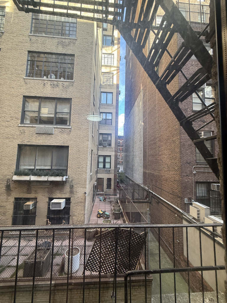 107 East 88th Street - Photo 8