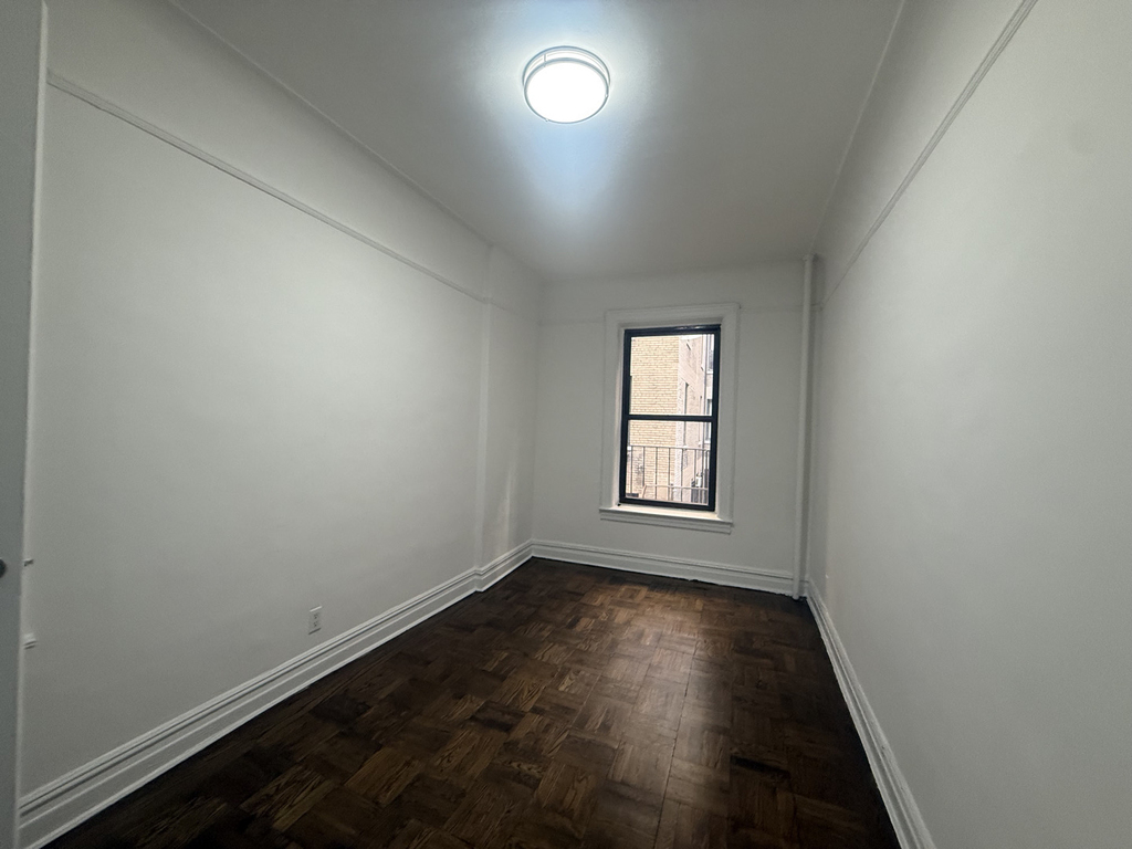 107 East 88th Street - Photo 6