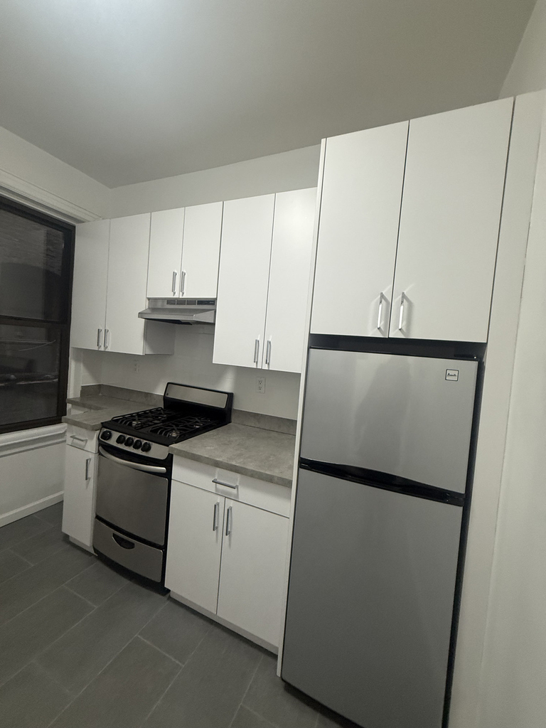 107 East 88th Street - Photo 2
