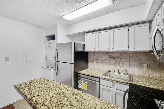 9823 Walnut Street - Photo 9