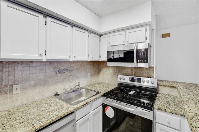9823 Walnut Street - Photo 8