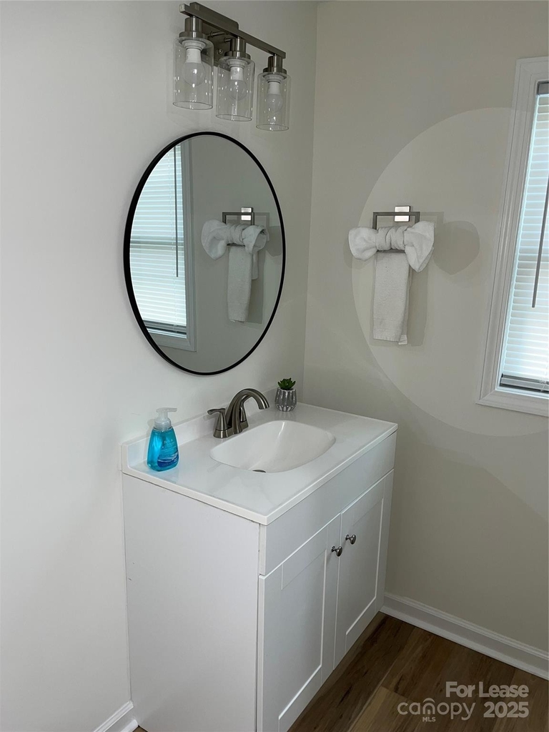 39 E White Street - Photo 16