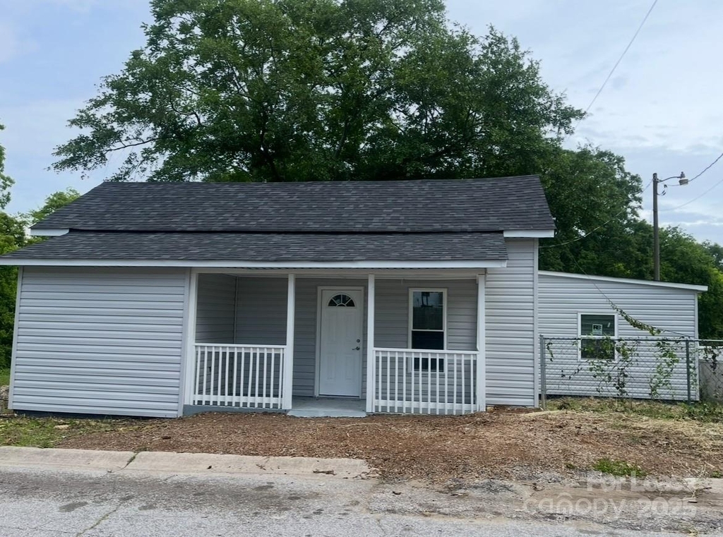 39 E White Street - Photo 0