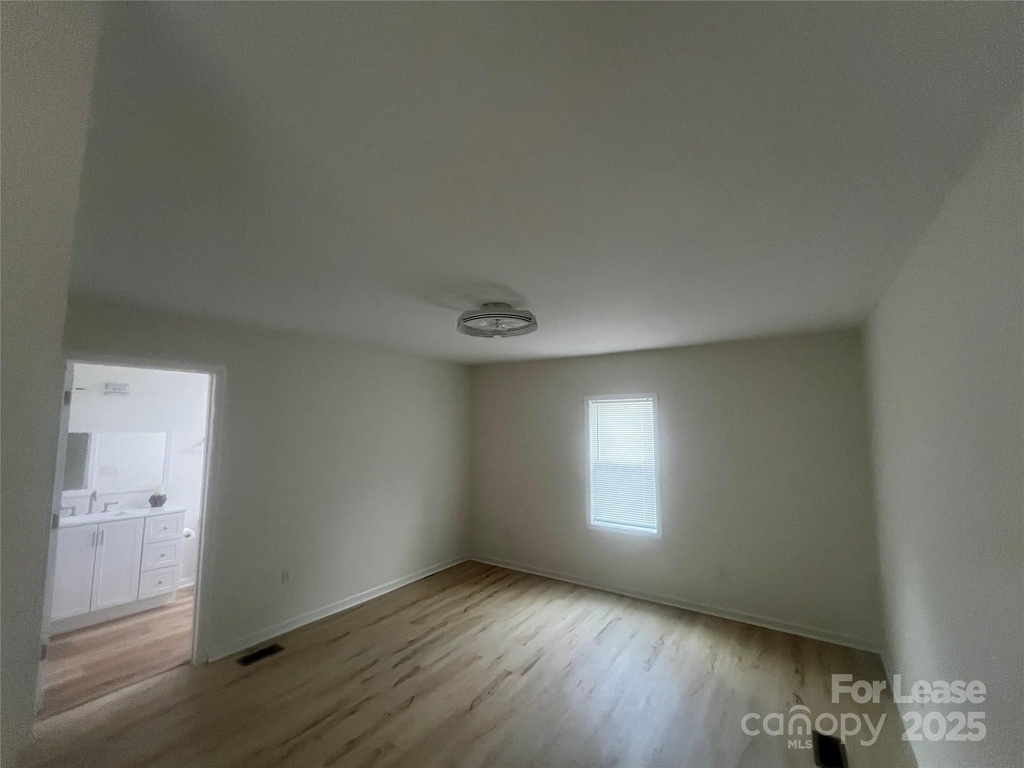 39 E White Street - Photo 8