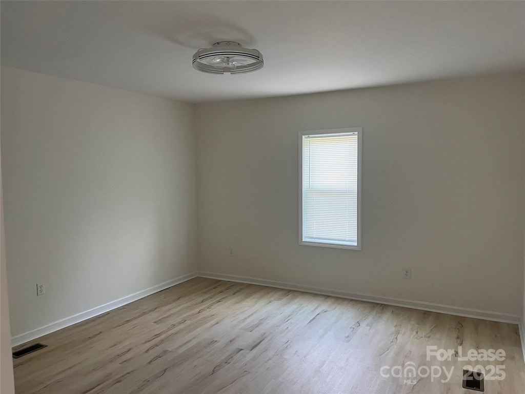 39 E White Street - Photo 9