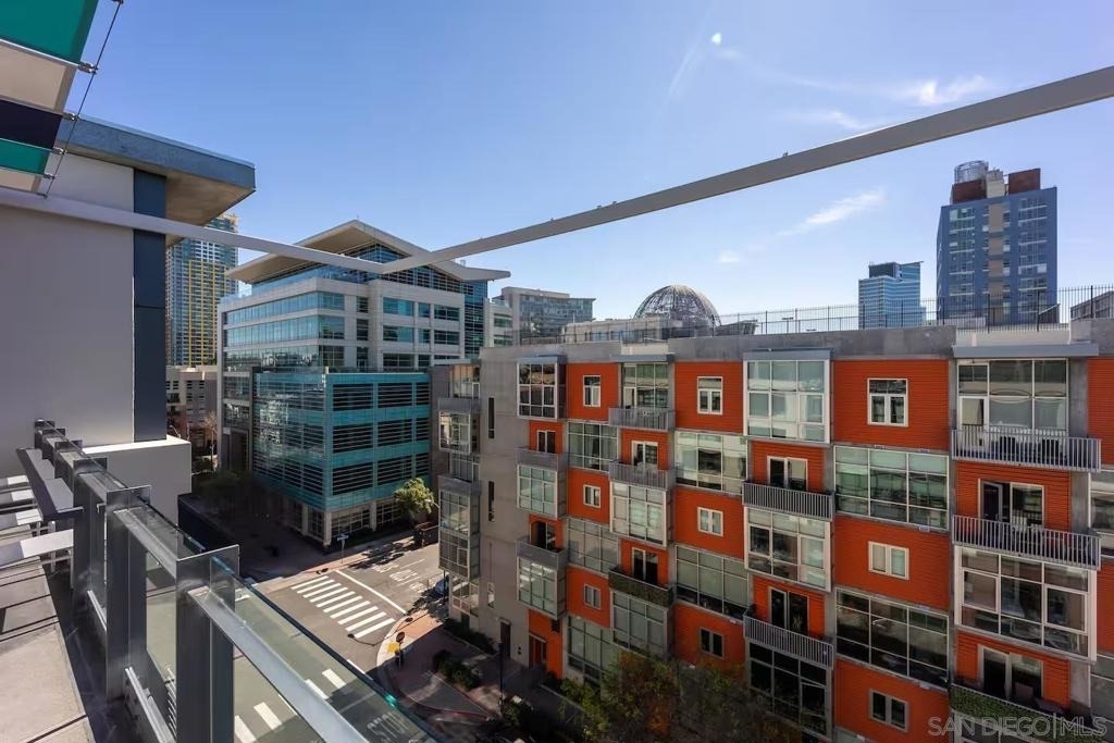1050 Island Ave - Photo 25