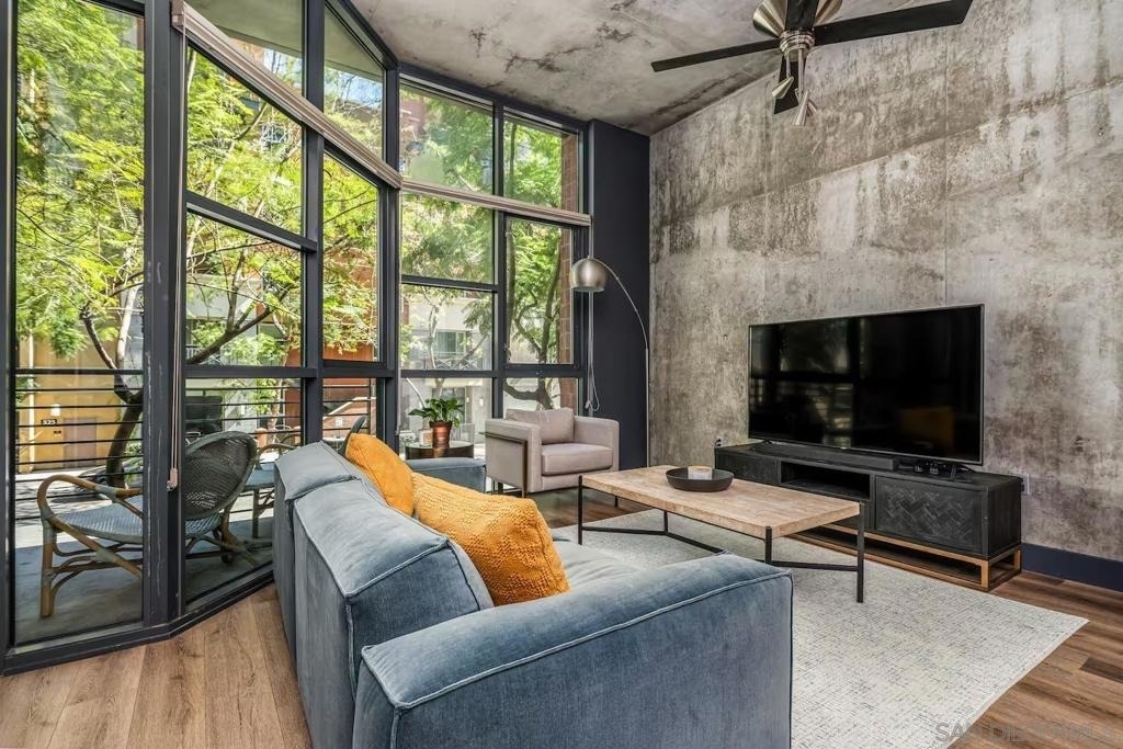 1050 Island Ave - Photo 10