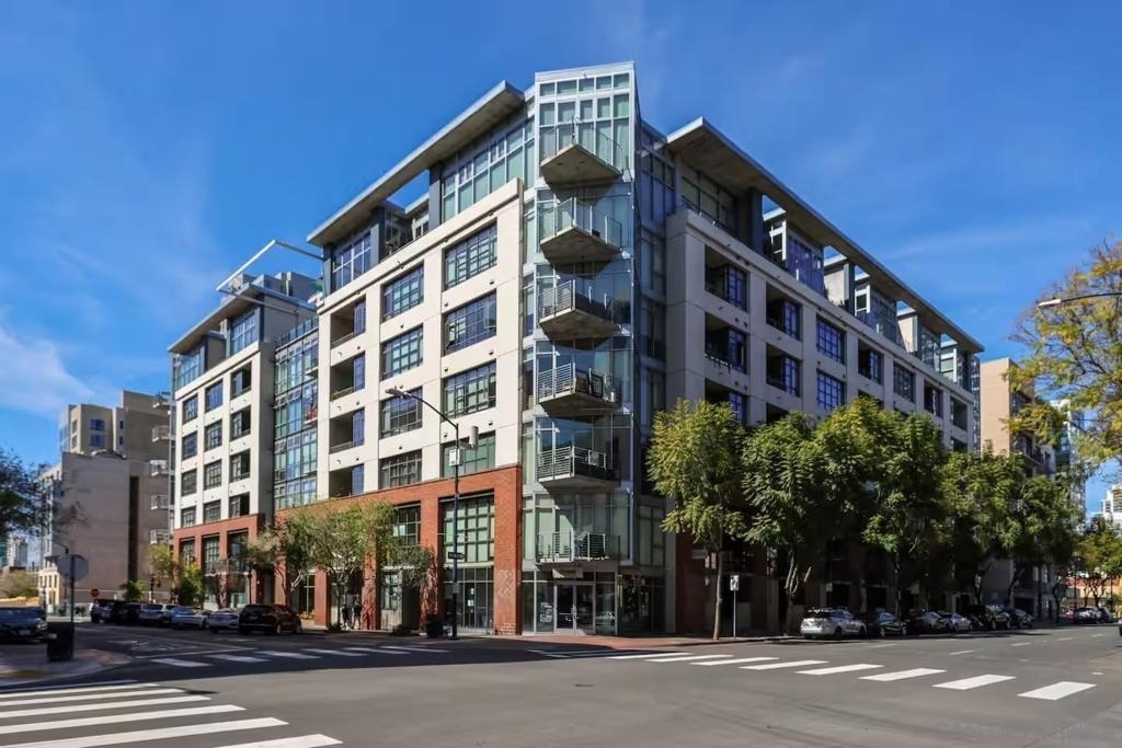 1050 Island Ave - Photo 26