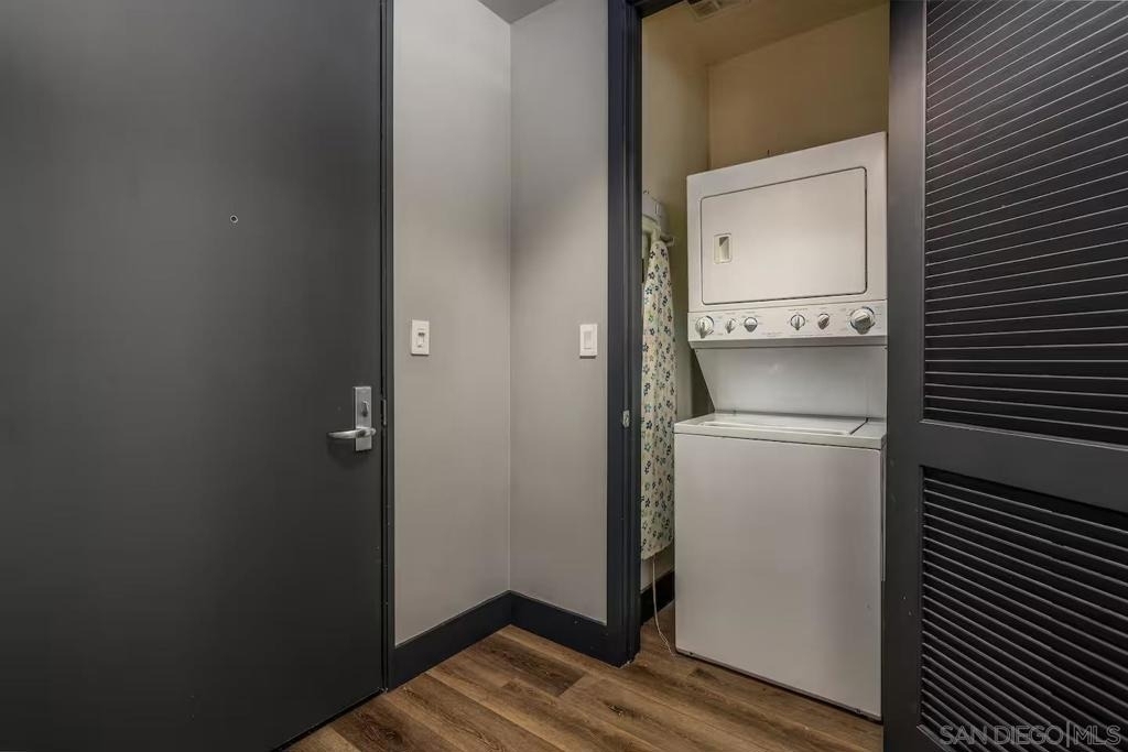 1050 Island Ave - Photo 7