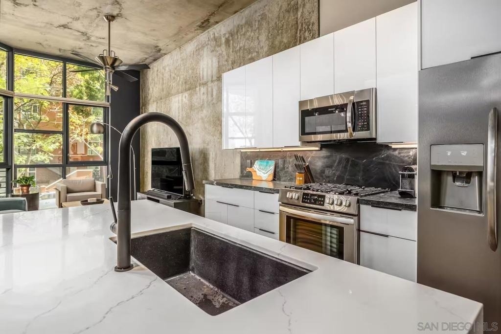 1050 Island Ave - Photo 6