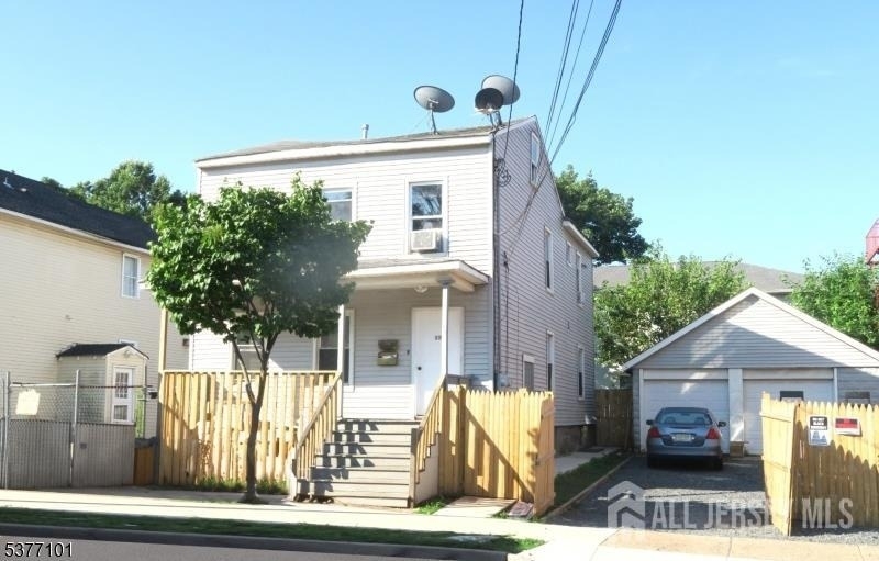 114 Seaman Street - Photo 0