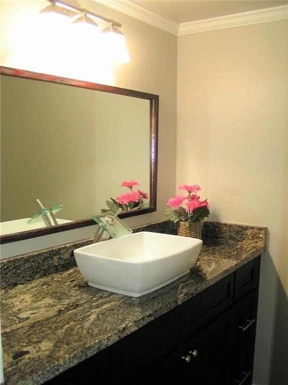 6627 Valleyside Rd - Photo 2