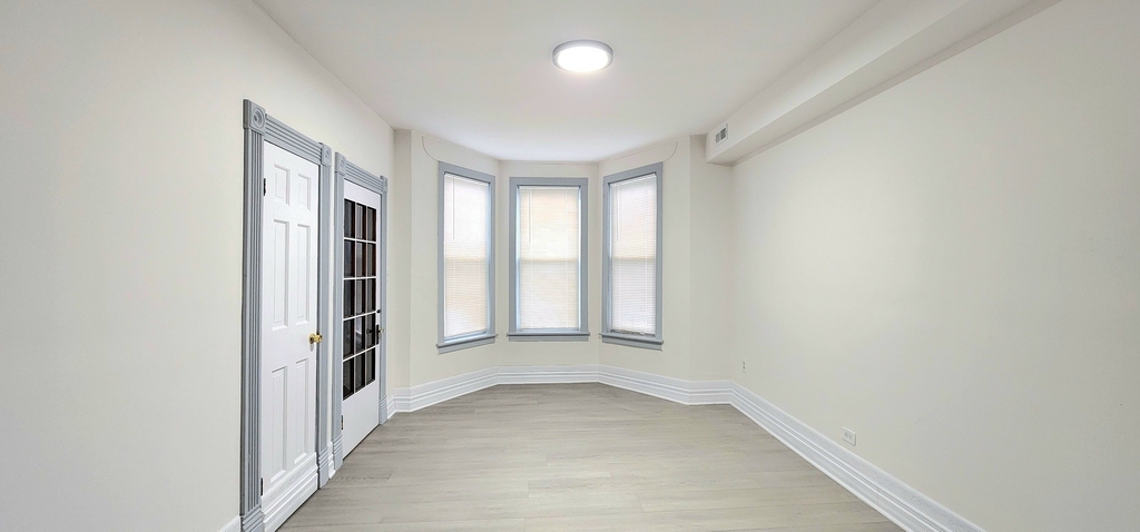 3520 S Winchester Avenue - Photo 1