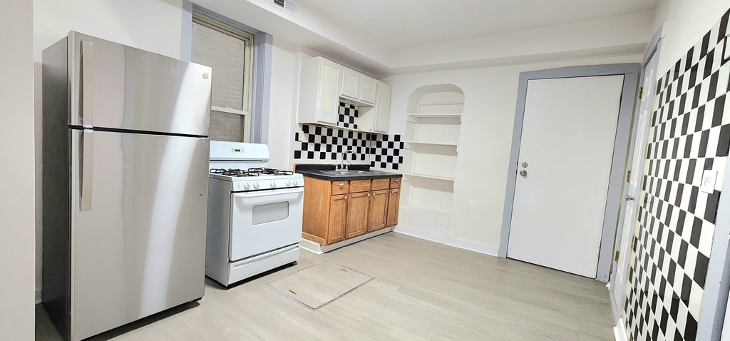 3520 S Winchester Avenue - Photo 5