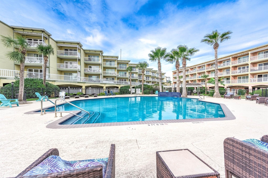 6300 Seawall Boulevard - Photo 13