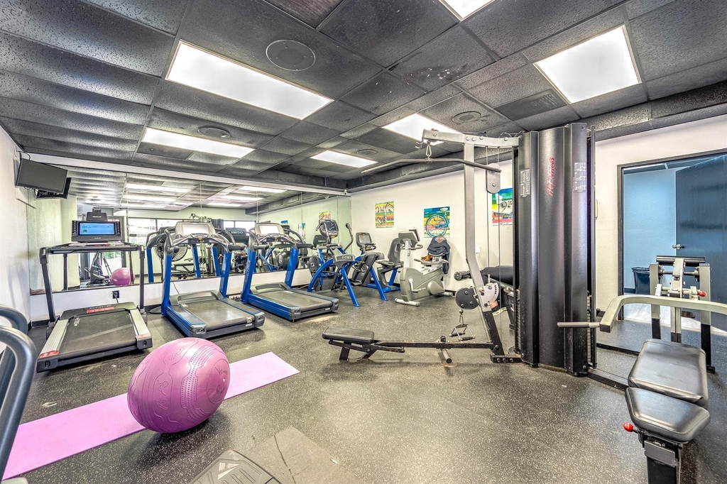 6300 Seawall Boulevard - Photo 15