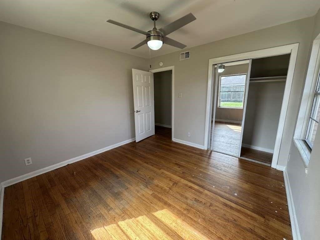205 W Rittenhouse Street - Photo 0
