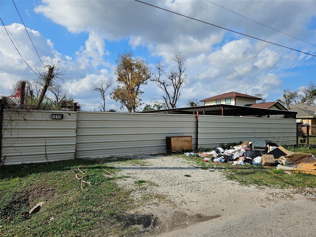 5915 Lavender Street - Photo 4