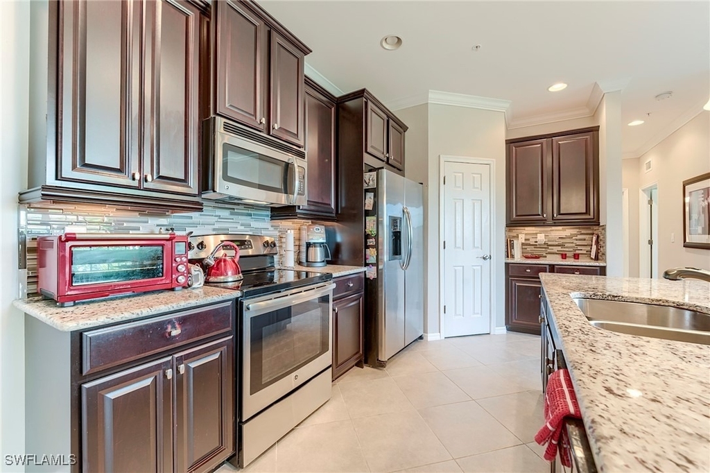 8510 Violeta Street - Photo 2